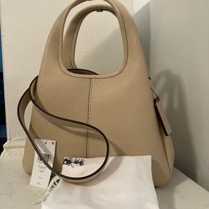 Coach Lana 23 in Ivory